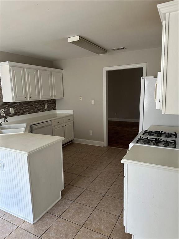 Building Photo - 5630 Saltcreek PIace NE