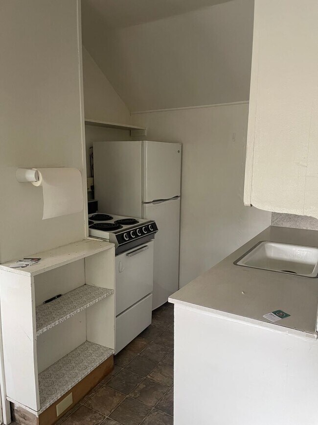 Foto del edificio - 635 SE Holbrook St