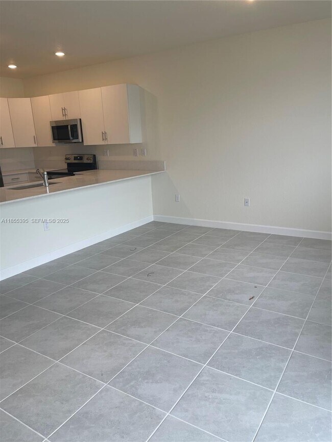 Foto del edificio - 3244 W 114th Terrace