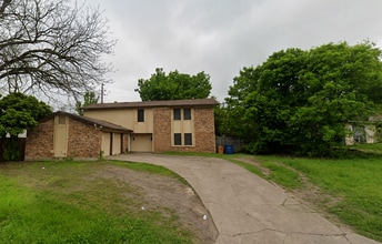 Building Photo - 8521 Dryfield Dr