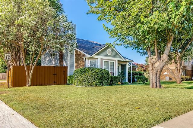 Building Photo - 900 Redcedar Way Dr