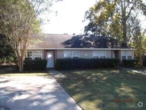 Building Photo - 1861 Hopkins Dr