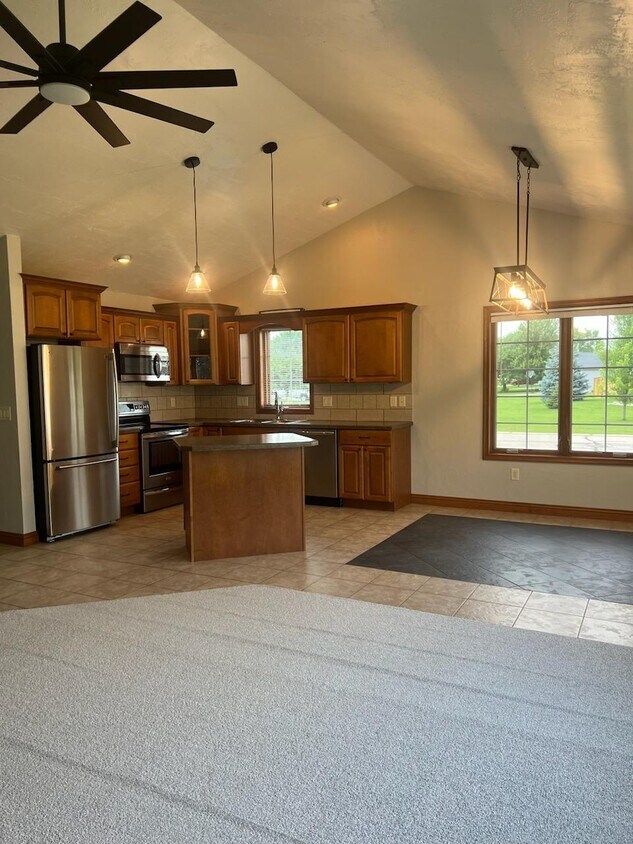 2359 Spring Meadow Dr Unit Spring Meadow, Neenah, WI 54956 Condo for