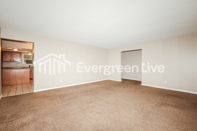 Foto del edificio - 4571 Sylvan Oak Dr