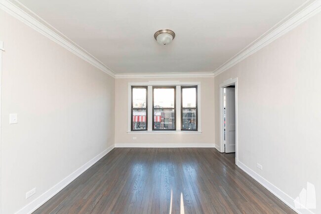 Foto del edificio - 2648 N Milwaukee Ave