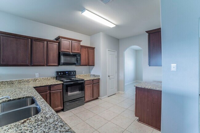 Foto del edificio - 6220 Obsidian Creek Dr