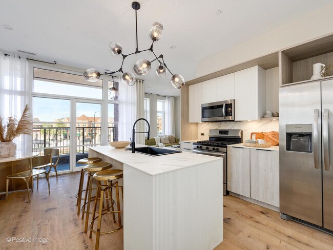 Building Photo - 11 E Prospect Ave