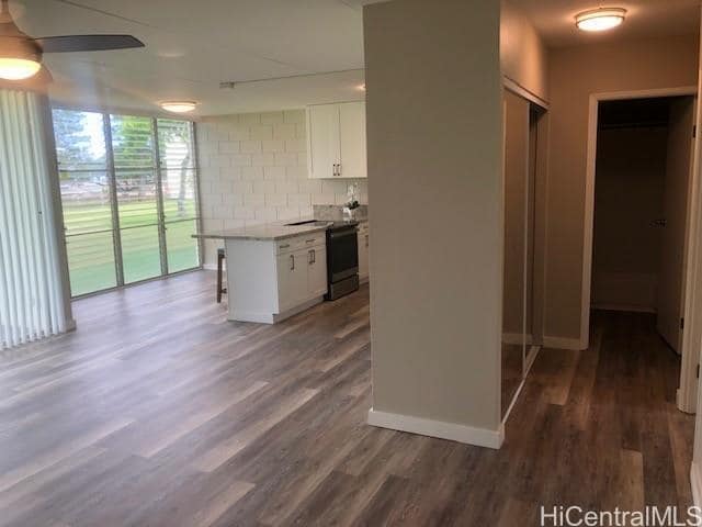 Foto del edificio - 95-015 Kuahelani Ave