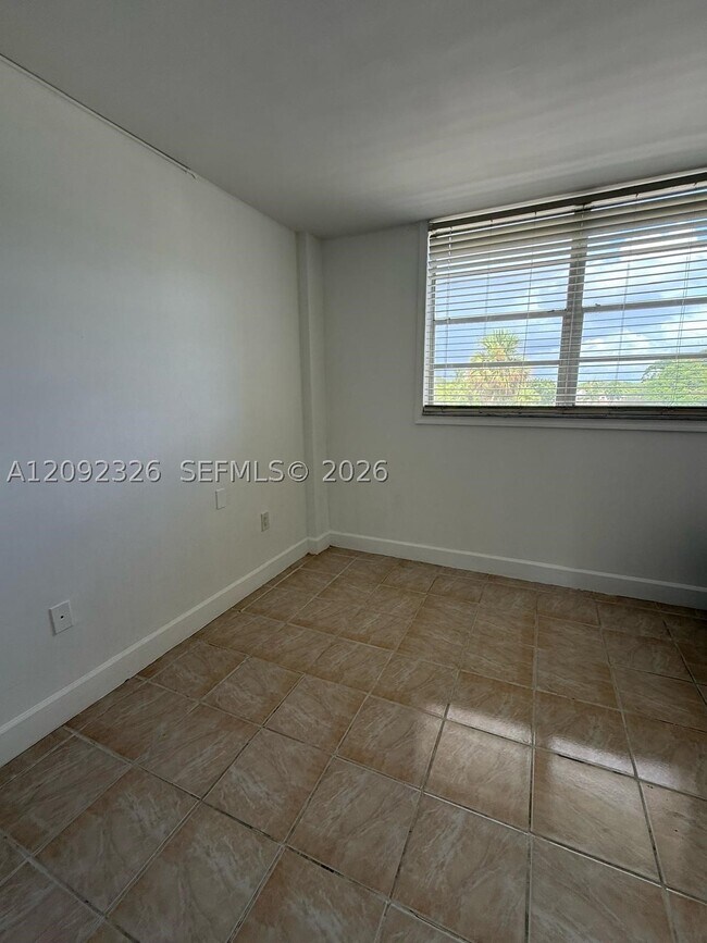 Foto del edificio - 14180 SW 84th St