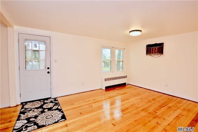 Building Photo - 98 Truberg Ave