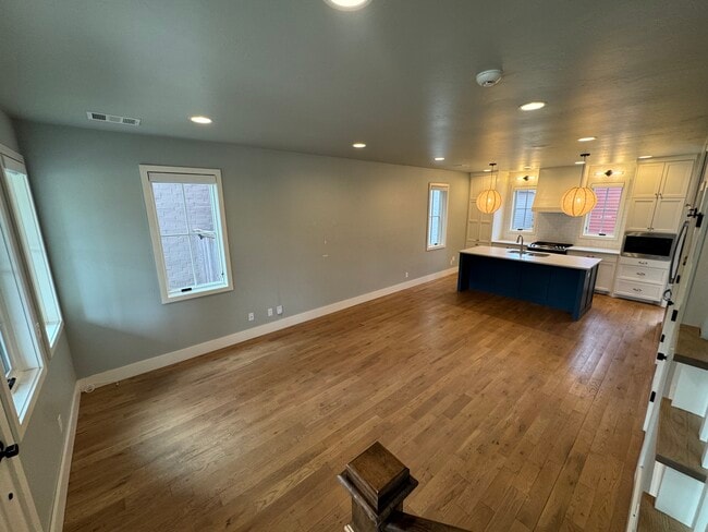 Building Photo - 1817 Runway Blvd