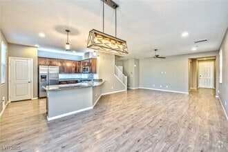 Building Photo - 914 Harbor Ave