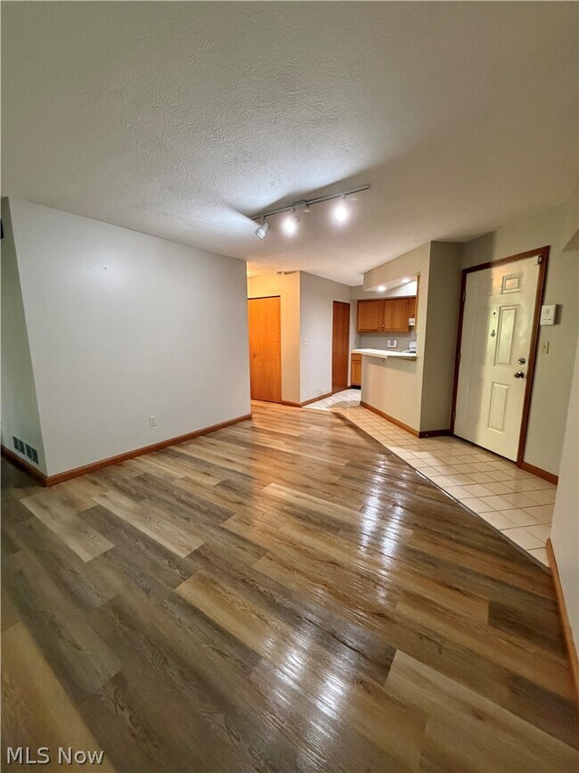 Building Photo - 4046 St Andrews Ct