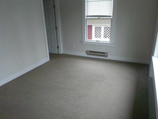 Building Photo - 1419 Boylston Ave