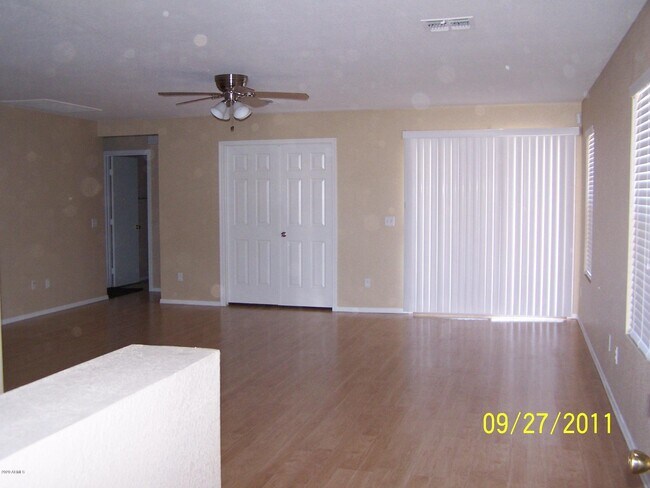 Foto del edificio - 9225 W Pierson St