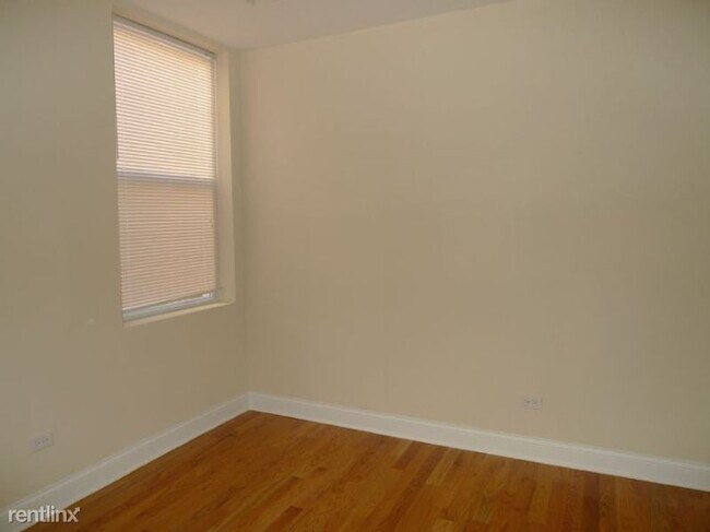 Foto del edificio - 1448-1450 N Leavitt St