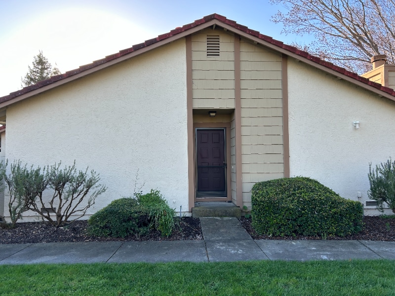 Primary Photo - 118 Park Pl Dr