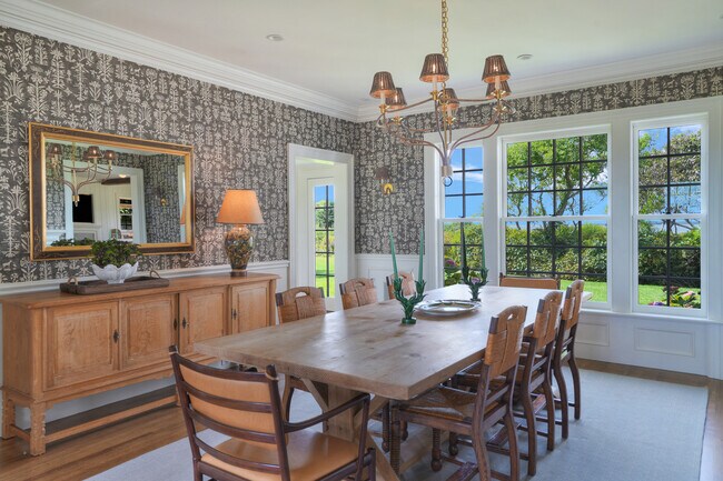 Foto del edificio - 65 Butler's Cove Rd