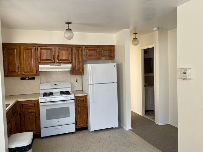 Photo - 76-15 166th St Apartment