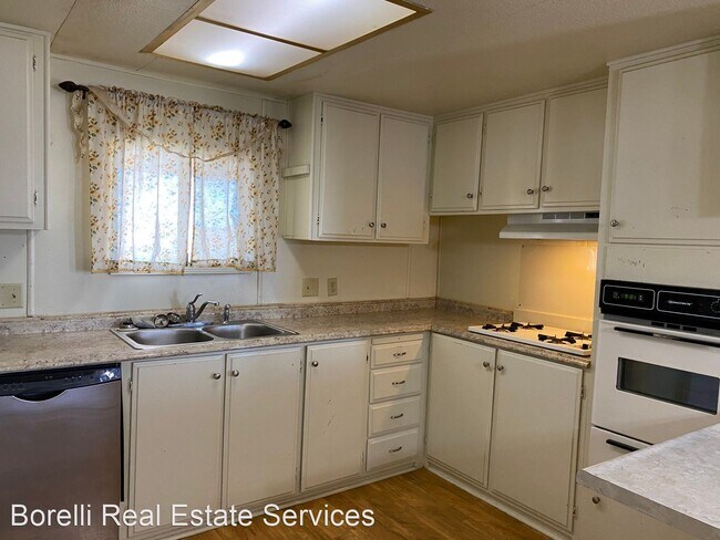 Foto del edificio - 2 br, 2 bath House - 18874 Ward Rd