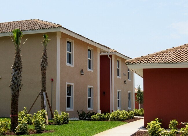 Building Photo - 27410 Palmesta Cir