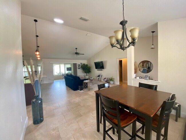 Foto del edificio - 8340 SE 162nd St