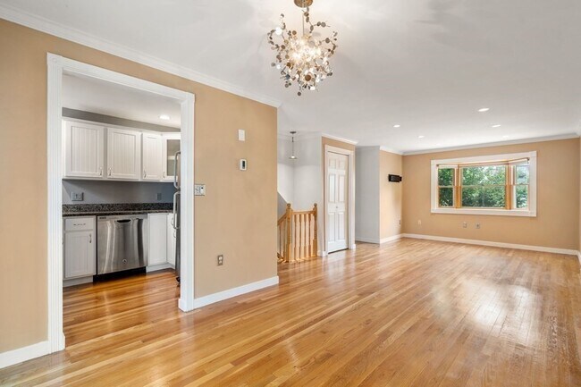 Foto del edificio - 157 W 3rd St