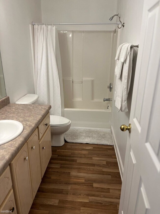 Building Photo - 3 br, 2 bath House - 210 South Teakwood Court