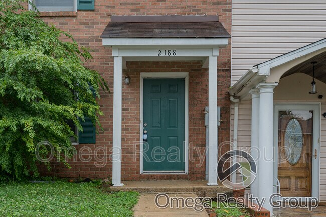 Building Photo - 2188 Cheshire Dr