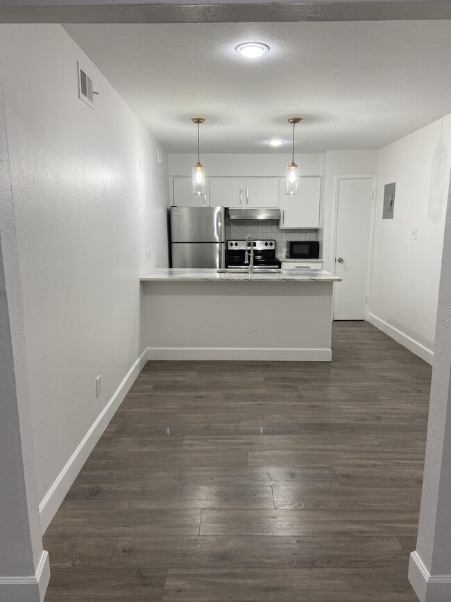 Photo - 5003 Skillman St Townhome