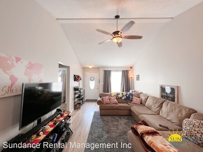 Foto del edificio - 3 br, 2 bath House - 129 Scranton Street