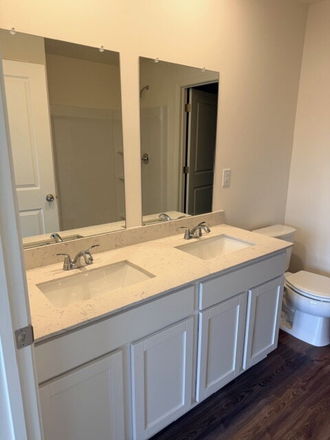 Foto del edificio - 305 McCleary Ln