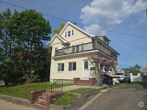 Building Photo - 49 Parsons St