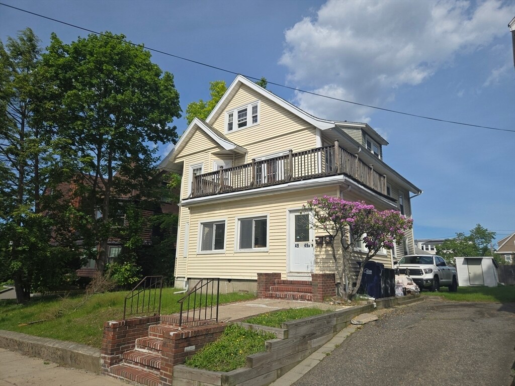 Primary Photo - 49 Parsons St