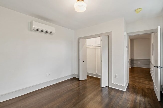 Building Photo - 39 Dana St