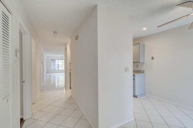 Building Photo - 5710 Princess Palm Ct
