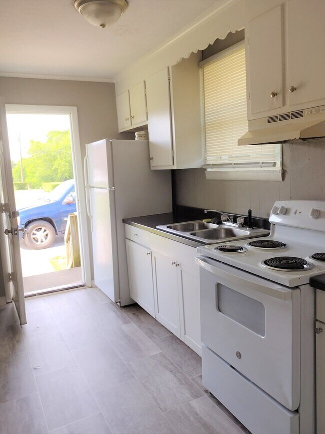 Foto del edificio - 556 Small St