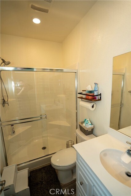 Foto del edificio - 1430 Shannon Ave