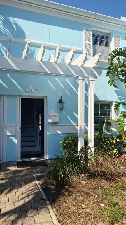 Foto del edificio - 3837 Pompano Dr SE