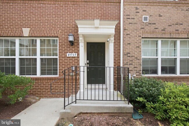 Building Photo - 4757 Cherokee St