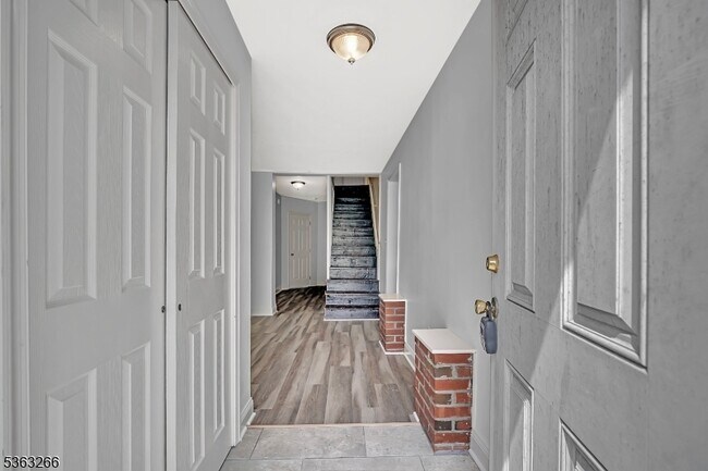 Foto del edificio - 1712 Linvale Harbourton Rd
