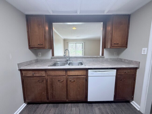 Building Photo - 3730 Old Flowery Branch Rd