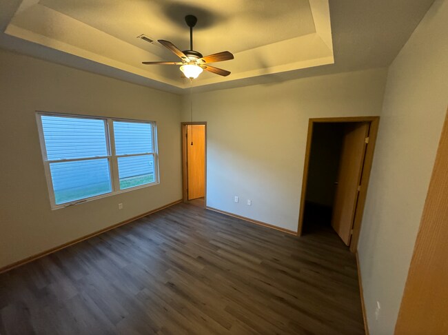 Building Photo - 6089 Bristol Ridge Dr