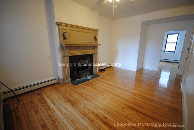 Building Photo - 8 Royce Rd