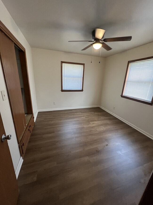 Foto del edificio - 604 Kaw St