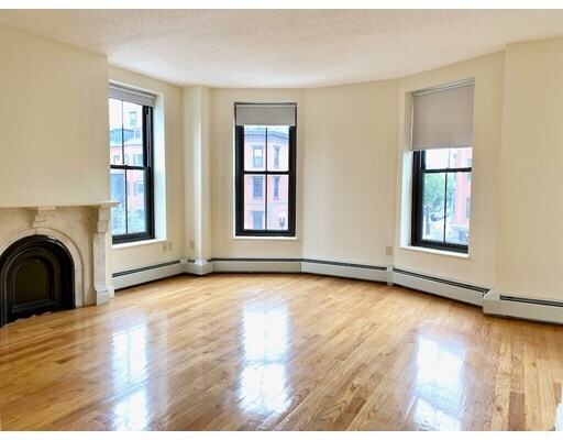 Foto del edificio - 586 Massachusetts Ave