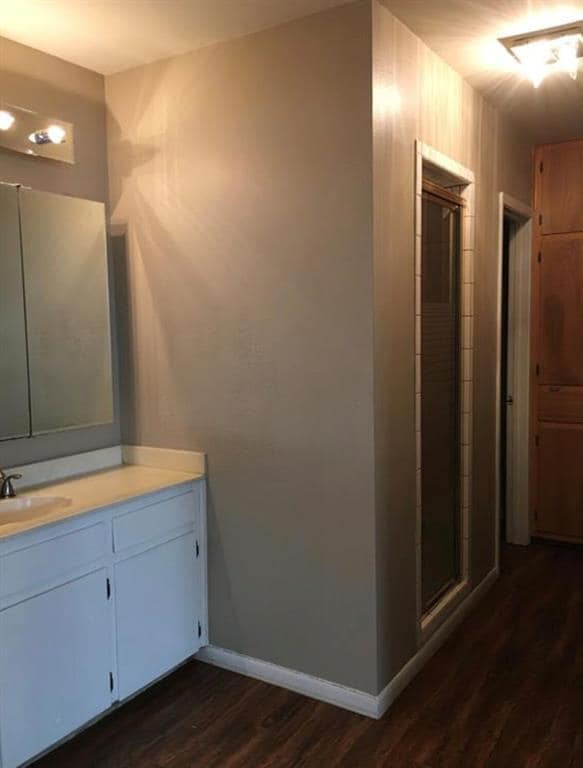 Building Photo - 2615 Euclid Ave