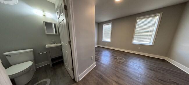 Foto del edificio - 1238 W Huntingdon St