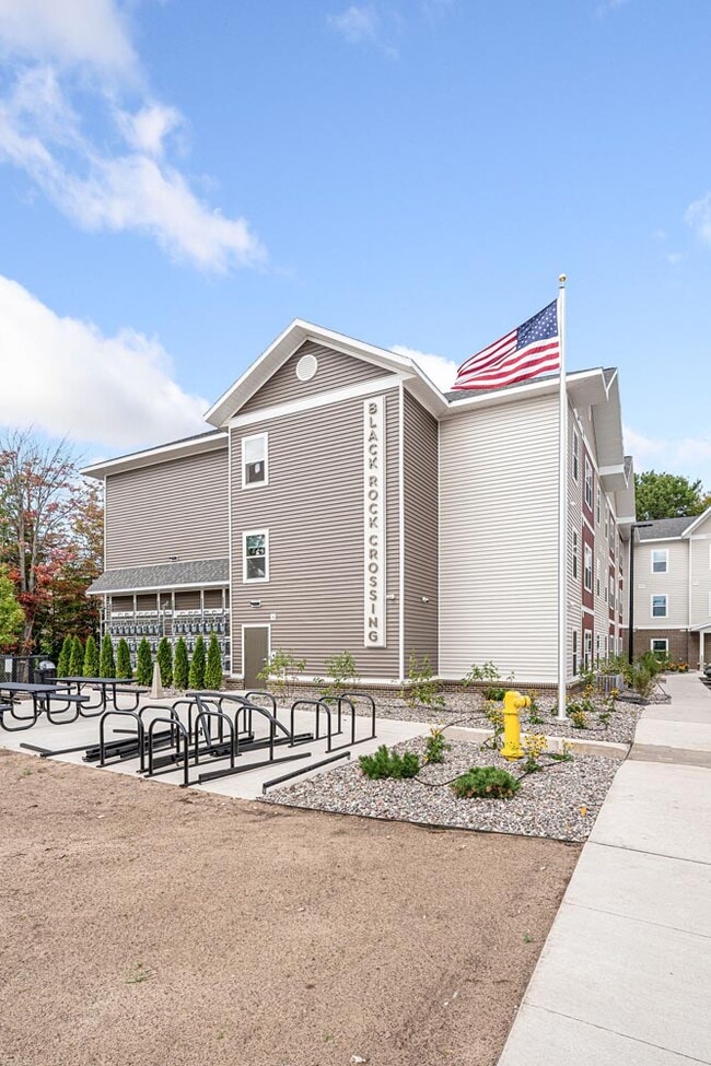 Building Photo - Black Rock Crossing