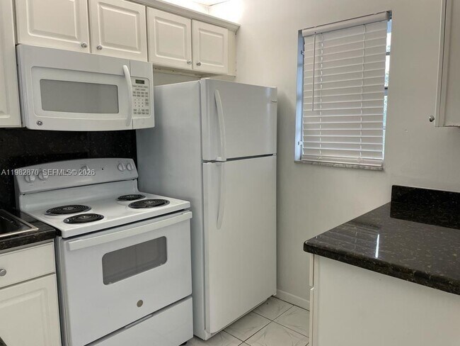 Foto del edificio - 220 SW 9th Ave